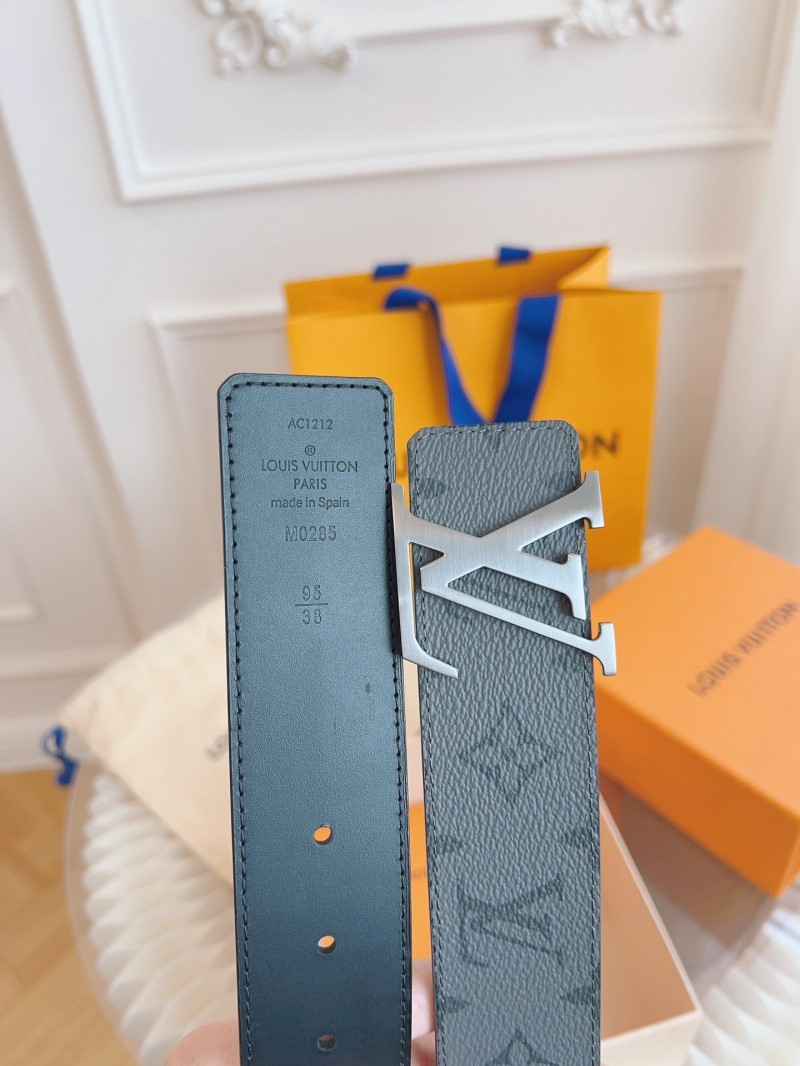 l0vis Vvtt0n belts